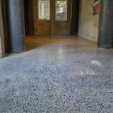 indoor concrete full expossed aggregate